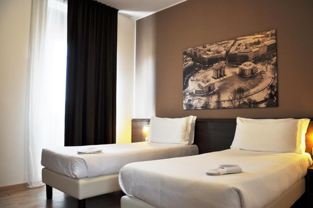 Nuovo Albergo Italia Abbiategrasso Exteriör bild